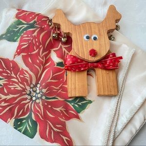 Christmas Table Runner and Wood Craft Deer